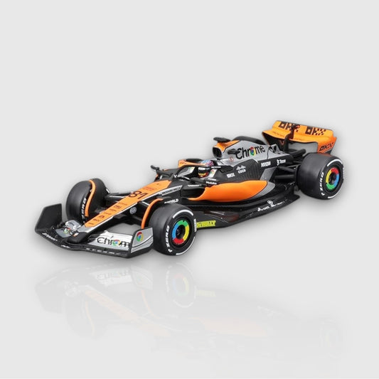 Oscar Piastri Mclaren MCL60 British GP Livery with Acrylic Box 1:43