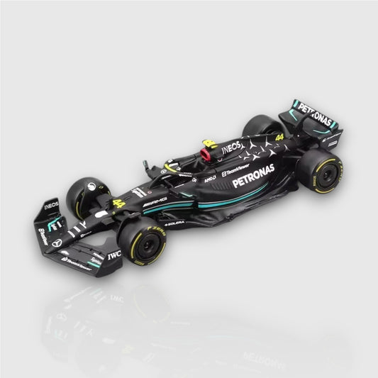 Lewis Hamilton Mercedes AMG F1 W14 1:43