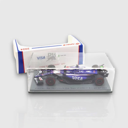 Daniel Ricciardo Visa CashApp RB 01 with Acrylic Box 1:43