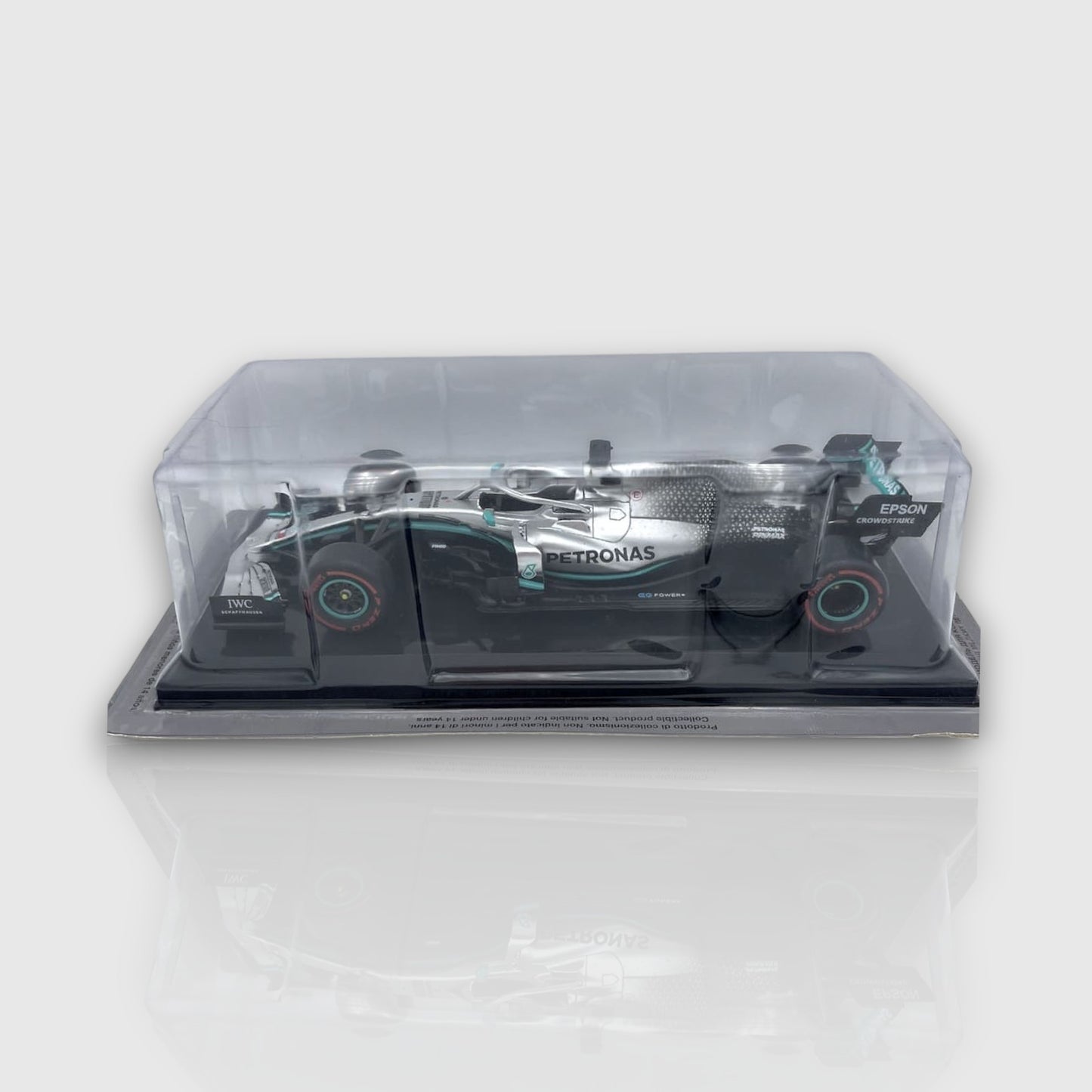 Lewis Hamilton Mercedes AMG F1 W10 1:24
