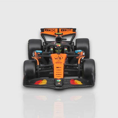 Bburago Lando Norris Mclaren MCL39 with Acrylic Box 1:43