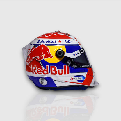 Max Verstappen 2025 Season Mini Helmet 1:4