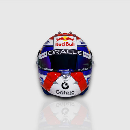 Max Verstappen 2025 Season Mini Helmet 1:4