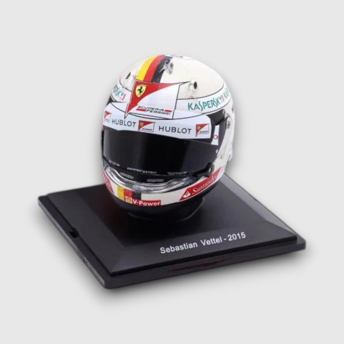 Sebastian Vettel Scuderia Ferrari 2015 Mini Helmet 1:5