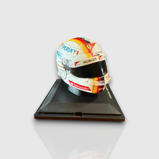 Sebastian Vettel Scuderia Ferrari 2017 Mini Helmet 1:5