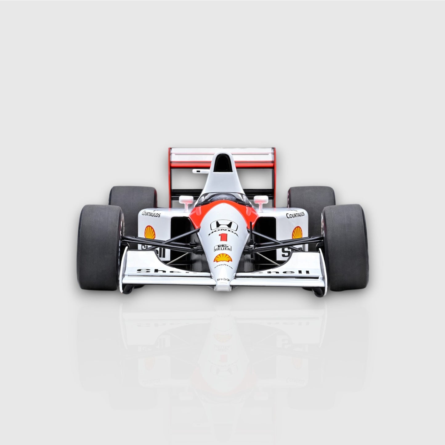 Ayrton Senna 1991 World Champion Mclaren MP4/6 1:24